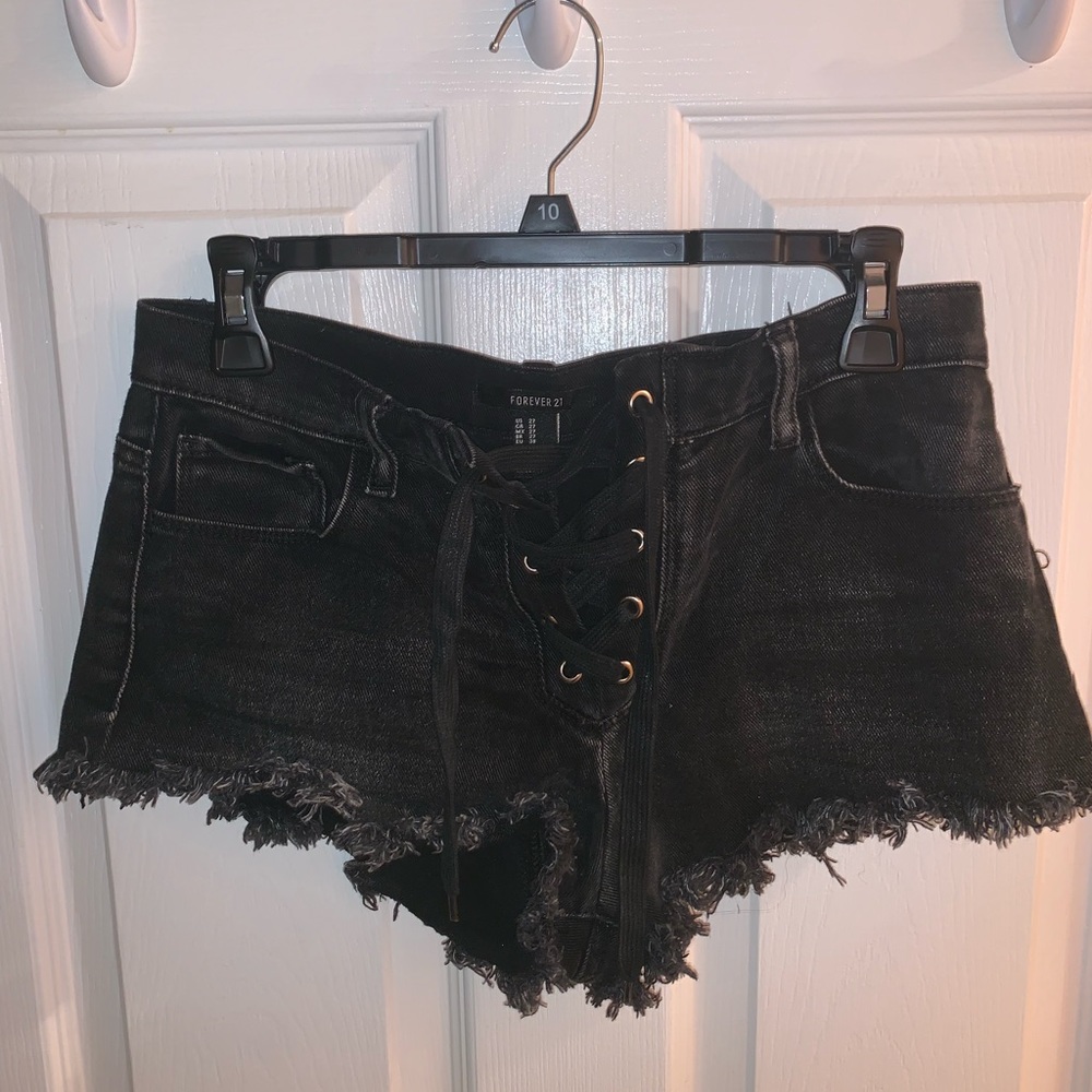 Distressed shorts